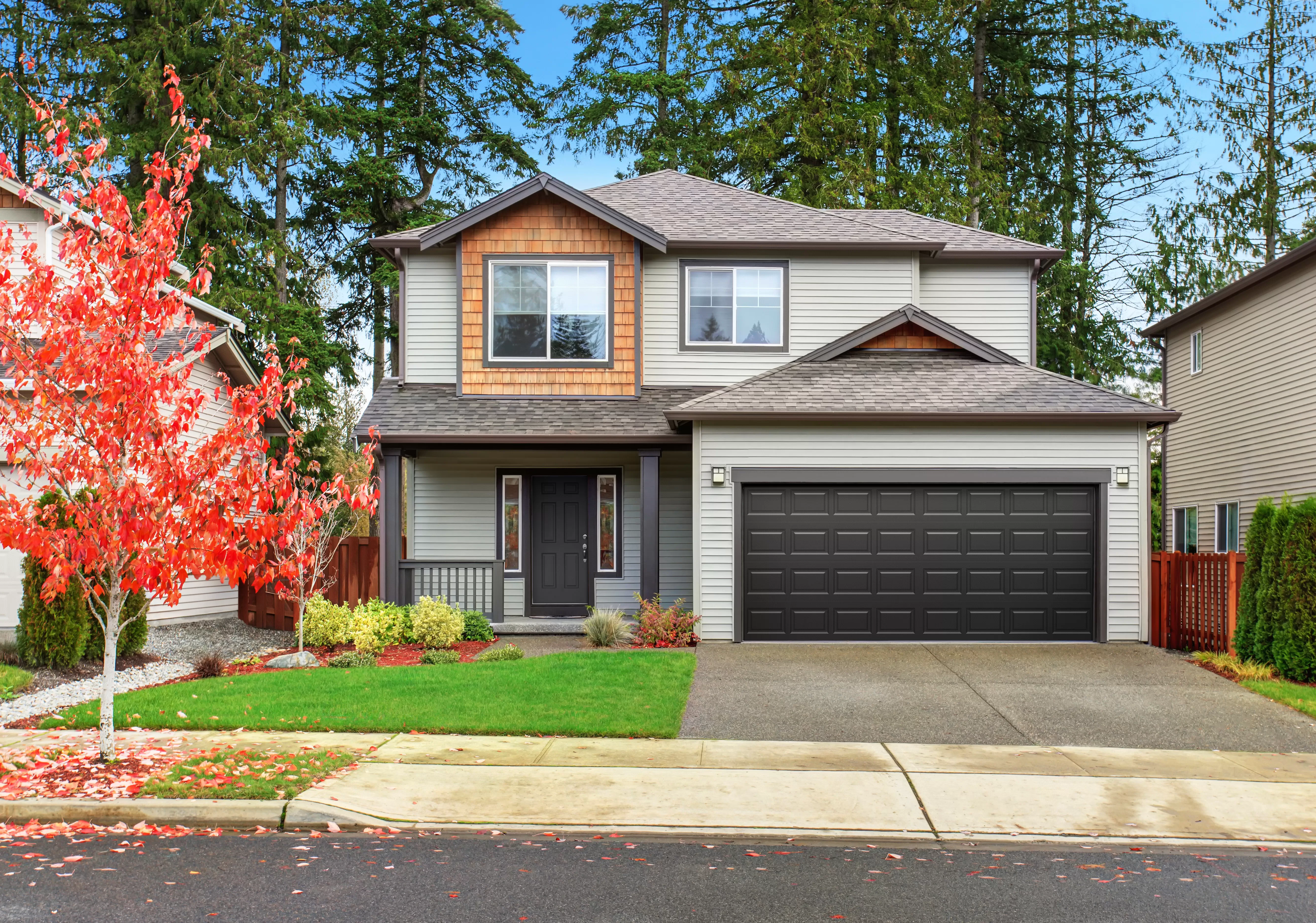 Large house with driveway.